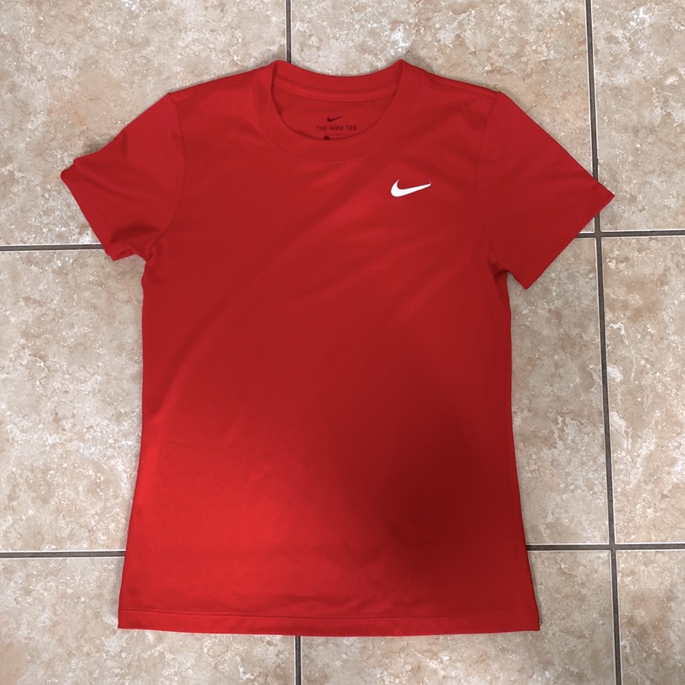 The Nike Tee Dri-Fit